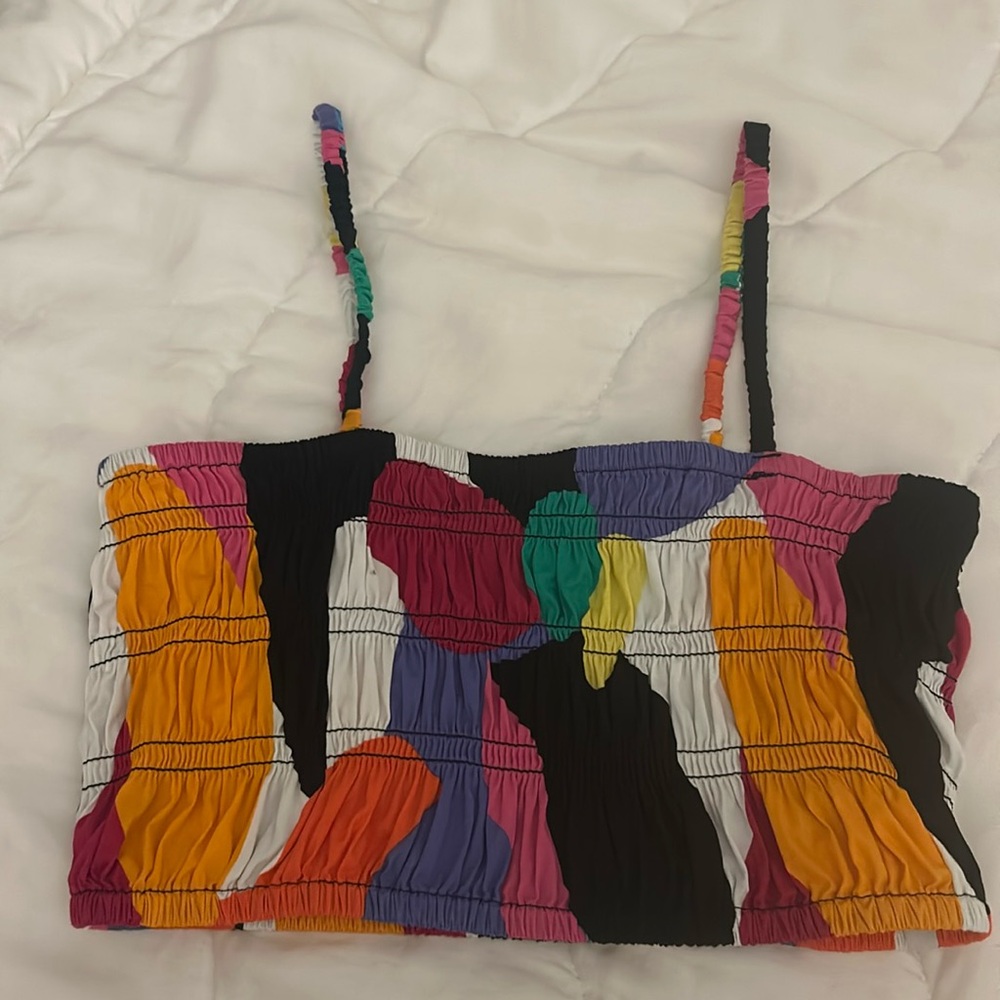 Color Blocked Crop Top